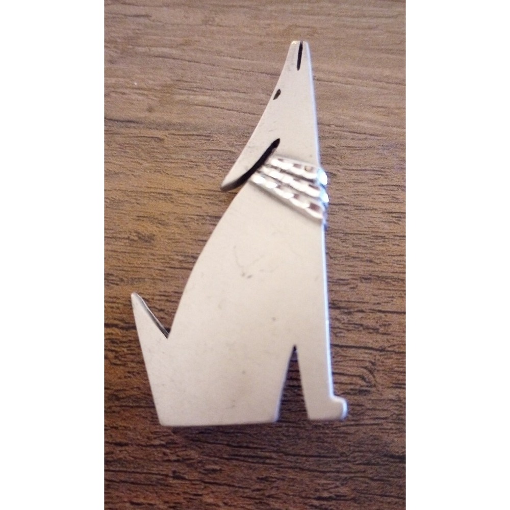 VTG 1989 EJC Pewter Wolf Howling at the Moon Brooch/Pin  Estate Piece